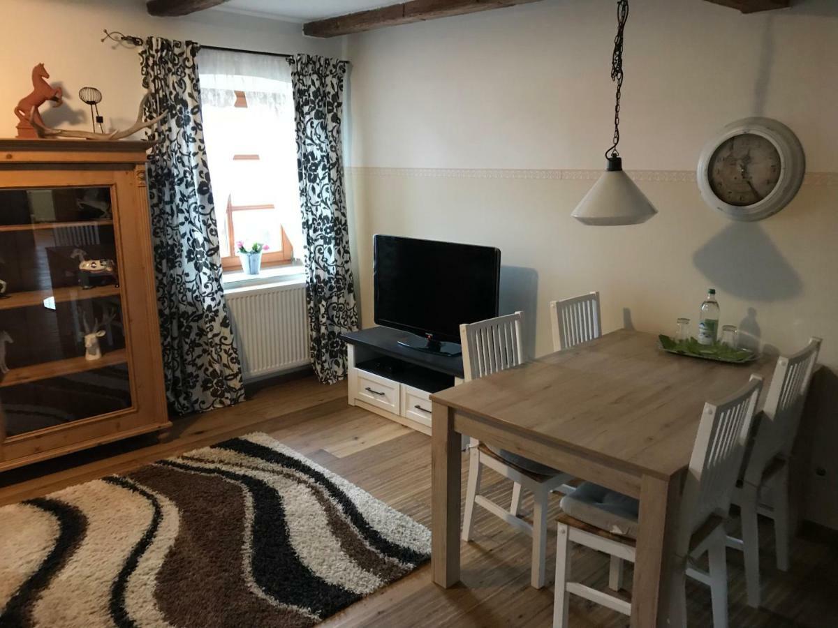 Gestuet Tiefenhof Apartment Nittenau ภายนอก รูปภาพ
